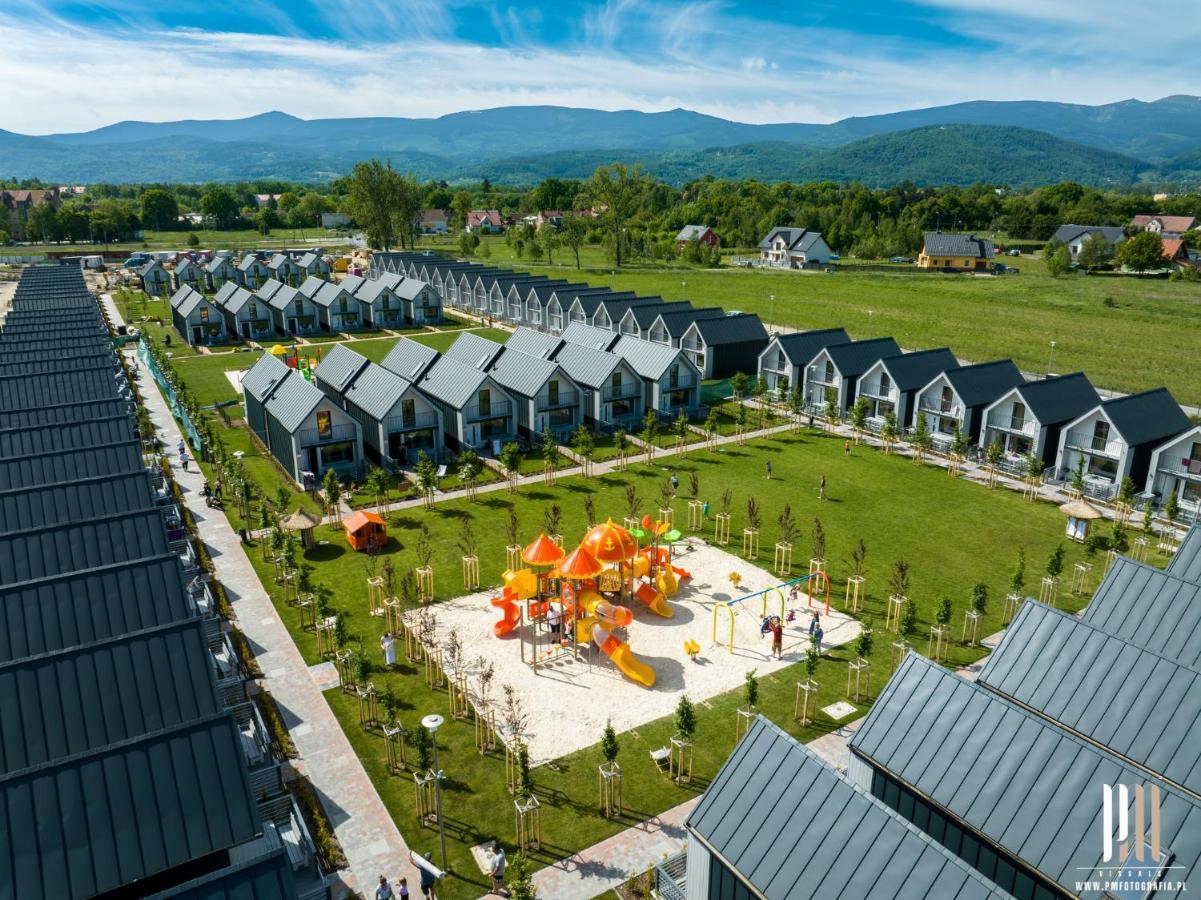 Holiday Park & Resort Cieplice Zdroj Jelenia Gora Ngoại thất bức ảnh